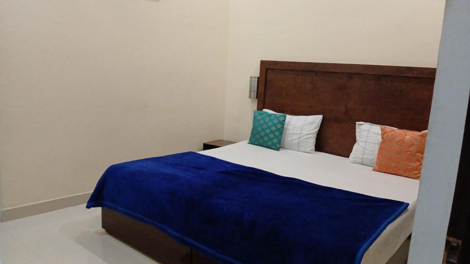 The Highvill Home Stay Khajurāho Exterior foto